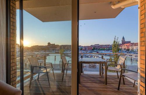 Muritz Apartamento | Hafenidylle - Apartment in der Hafenresidenz mit Balkon & Wellness