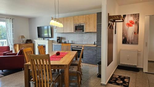 Karlshagen Apartamento | Hafenkiek 47 mit 2 Bädern und 2 Balkonen