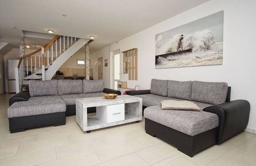 Wiek Apartamento | Hafennahe Ferienwohnung auf 2 Etagen und mit Balkon - Haus Windland Fewo 25