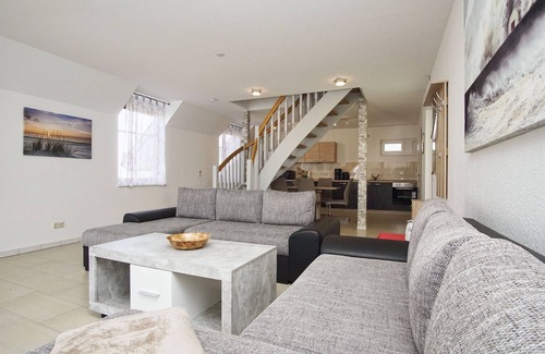 Wiek Apartamento | Hafennahe Ferienwohnung auf 2 Etagen und mit Balkon - Haus Windland Fewo 25
