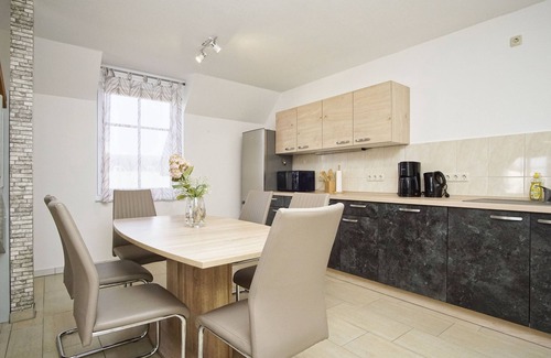 Wiek Apartamento | Hafennahe Ferienwohnung auf 2 Etagen und mit Balkon - Haus Windland Fewo 25