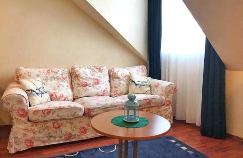 Wiek Apartamento | Hafenresidenz - Ferienwohnung 17 "Zugvogel"