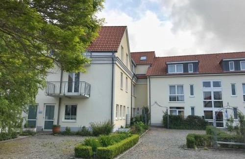 Wiek Apartamento | Hafenresidenz – Ferienwohnung 13 Dahlien