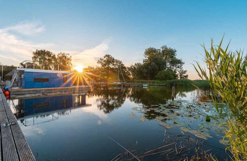 Usedom Alquiler De Eote | Hafenresort Karnin _ Hausboot Pit