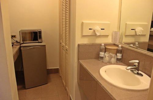 Ciudad Madero Hotel | Hafersons Inn Hotel Suites