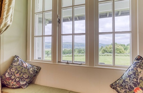 Portmeirion Cabaña | Hafod Cae Maen - a sea view that sleeps 8 guests in 4 bedrooms