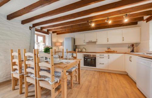 Bethania Casa | Hafod y Llwynog