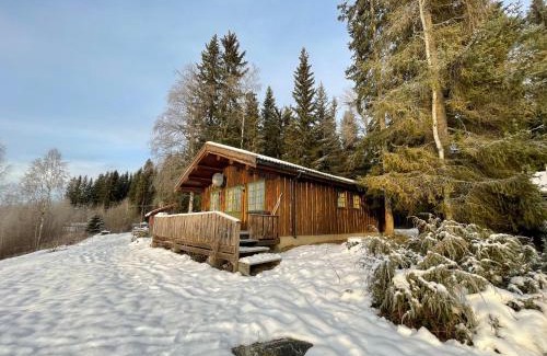 Ringsaker Casa | Hagali by Norgesbooking - cabin by the lake Næra, close to Sjusjøen