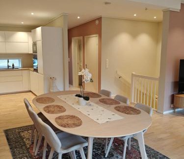 Lyngdal Casa | Hagekjeråsen 18 B