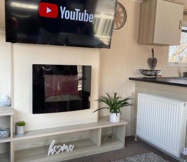Berwick-upon-Tweed Apartamento | Haggerston Castle 6 Berth Caravan - Lakefield 115