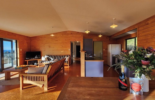 Hahei Casa | Hahei Vista, Hahei Vista on Florence Place