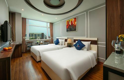 Dich Vong Hau Hotel | Hai Mươi Hotel & Apartment