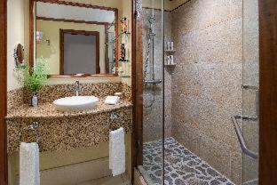 Ngo Quyen Hotel | Hai Phong Harbour View Hotel