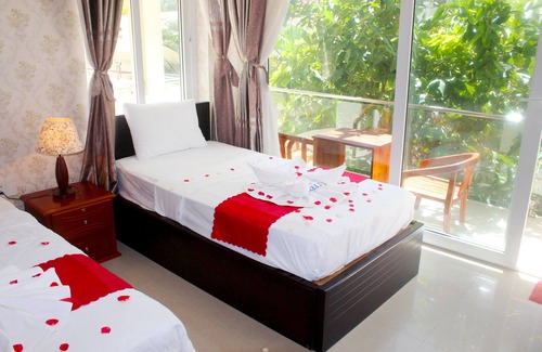 East Ham Tien Beach Hotel | Hai Yen Family Resort