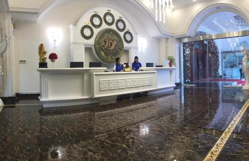 Cam Pha Hotel | Hai Yen Luxury Hotel