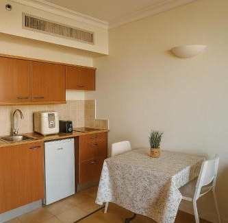 Haifa Apartamento | Haifa Almog Tower- "Blue Reef" Suite On The Sea