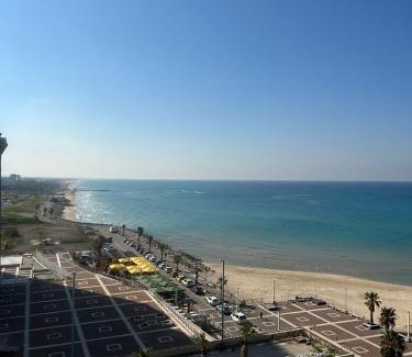Haifa Apartamento | Haifa Almog Tower- "Blue Reef" Suite On The Sea