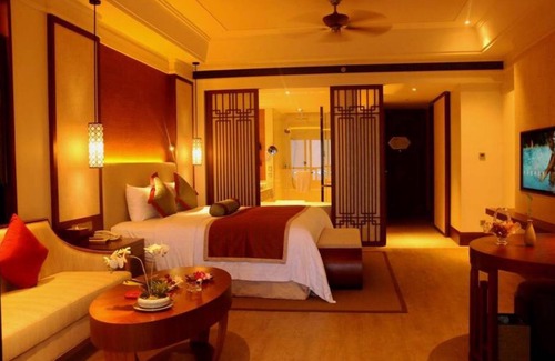 Changjiang County Hotel | Hainan Qizi Bay New Century Resort