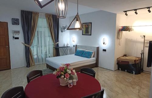 Kota Samarahan Casa | Haji Ineng Homestay- Guest House