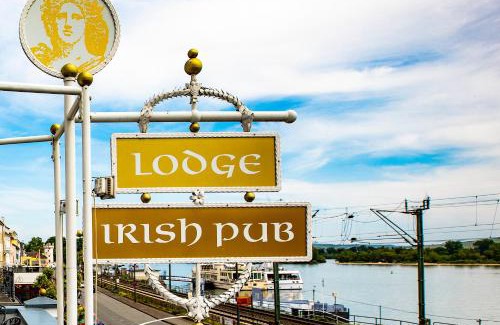 Mainz-Bingen Cabina | Hajo´s Germania Lodge & Irish Pub