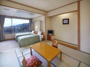 Hakone Hot Springs Hotel | Hakonenomori Okada