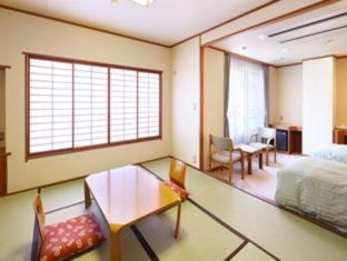Hakone Hot Springs Hotel | Hakonenomori Okada