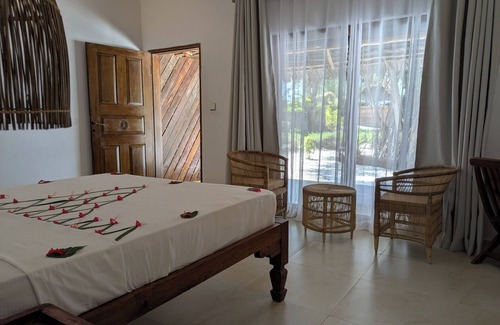 Paje Cabina | Hakuna Majiwe Beach Lodge