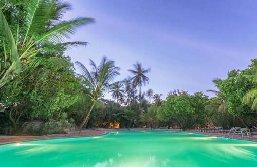 Paje Cabina | Hakuna Majiwe Beach Lodge