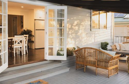 Cessnock Casa | Halcyon Days your perfect getaway Sunday late check out, pet friendly!