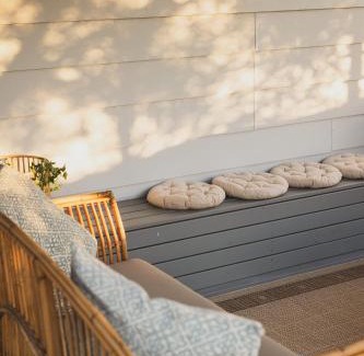 Cessnock Casa | Halcyon Days your perfect getaway Sunday late check out, pet friendly!