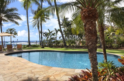 Poipu Casa | Hale A Kai: Poipu Luxury con piscina privada, aire acondicionado y frente al mar.