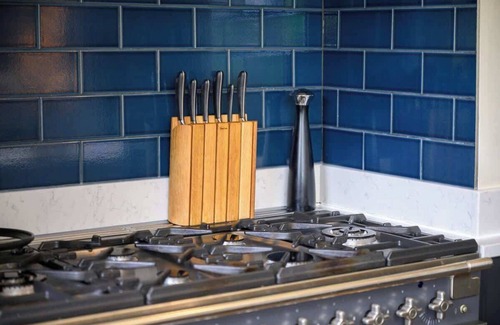 Trafford Casa | Hale family home Summ