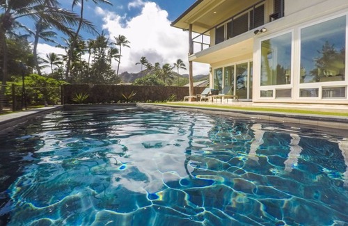 Laie Casa | Hale Kamalani - Oceanfront, Walk to Beach, BBQ , Lanai
