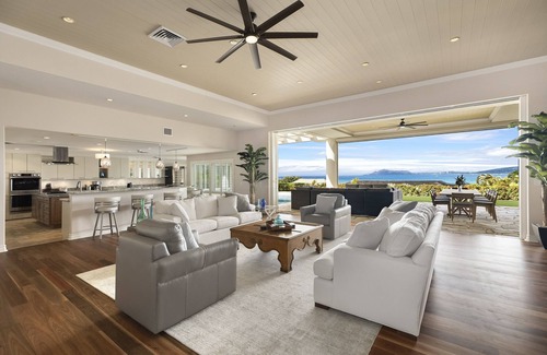 Hawaii Kai Casa | Hale Makana: Luxury, Pool, AC & Stunning Ocean Views