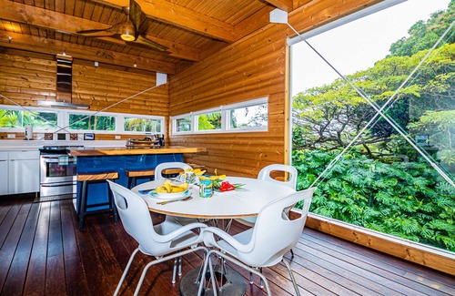 Puna Palisades Casa | Hale Ohai: Modern Elegance in the Jungle near Pohoiki and Kehena Beaches