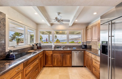 Honolulu Casa | Hale Ola: Luxe Home w/ Heated Pool, AC & Ocean Views