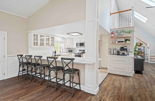Moultonborough Casa | Hale Pau Hana with Hot tub