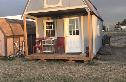 Oakley Cabina | Hales Hideaway by the City of Rocks