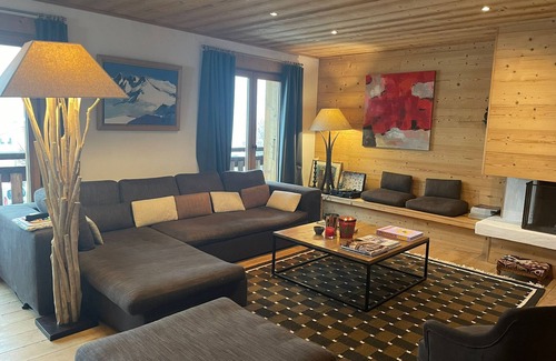Le Planellet Apartamento | Half chalet of 150m2, ideally located, 400m from the center/ski, garage, SEASON/week