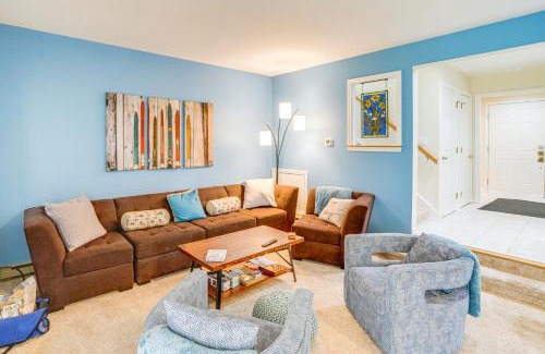 Hancock Apartamento | half Mi to Jiminy Peak Condo with Pool and Hot Tub