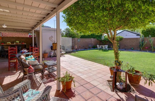 Encanto Casa | half Mi to Light Rail Midtown PHX Home with Patio