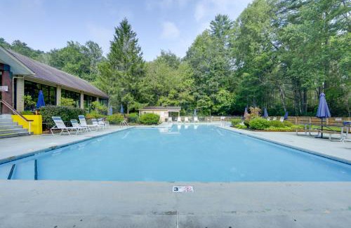 Sapphire Apartamento | half Mi to Skiing Resort Getaway in Sapphire!