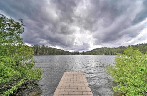 Soda Springs Casa | Half-Mi to Trails Rustic Soda Springs Cabin!
