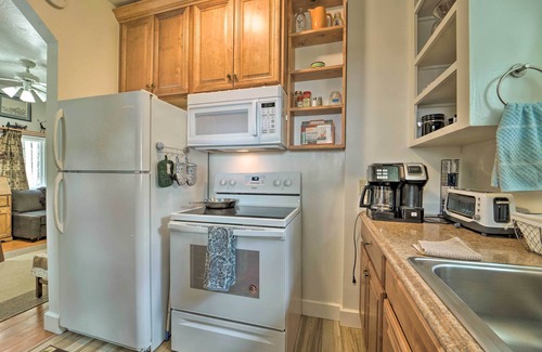 Soda Springs Cabina | Half-Mi to Trails: Rustic Soda Springs Cabin!