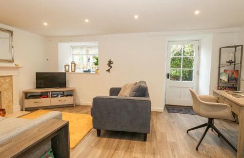 Beaminster Casa | Half Pint Cottage