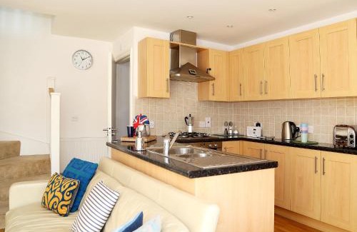 Whitstable Casa | Half Turn Cottage
