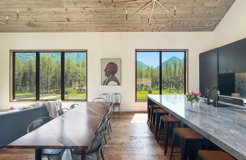 West Glacier Casa | Halfmoon Camp | Luxury Near Glacier