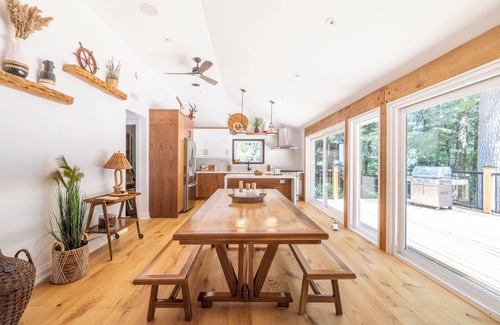 Dysart et al Cabaña | Haliburton Haven Lakefront Cabin