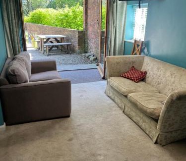 Tadcaster Casa | Hall Cottage, Wighill near York and Leeds