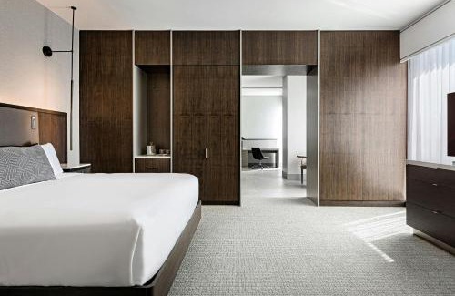 Frisco Hotel | HALL Park Hotel, Autograph Collection